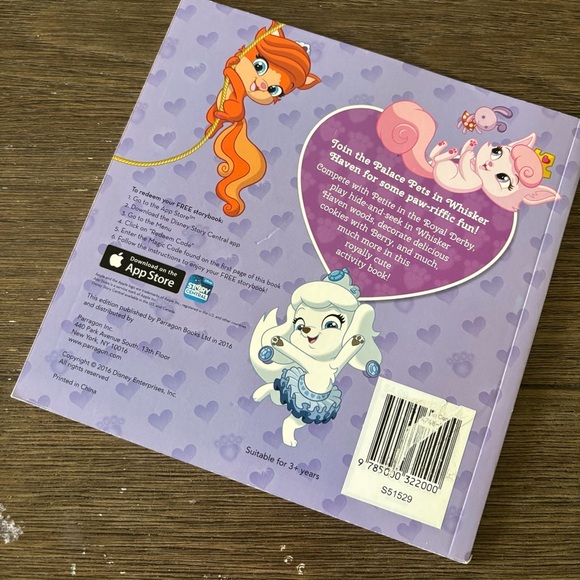 Disney Junior Royal Pets paperback book - Picture 2 of 3